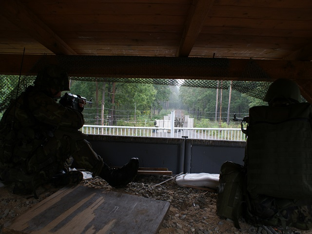strezeni_perimetru_jednotkou_force_protection.jpg