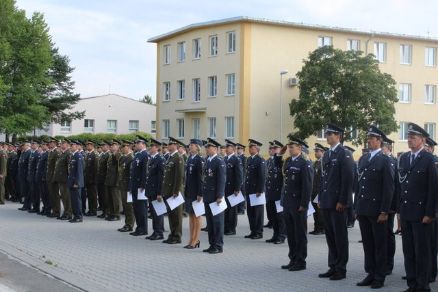 vojaci-posadky-stara-boleslav-pri-slavnostnim-nastupu.jpg