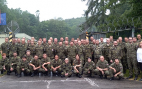 Společné foto českých cvičících a slovenských kolegů