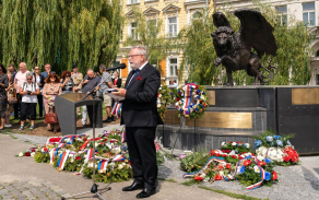 Místopředseda Senátu Parlamentu ČR Jiří Oberfalzer při projevu
