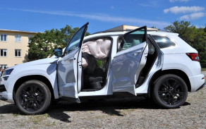 4_velky_ohlas_mela_ukazka_cinnosti_airbagu_pod_taktovkou_skoda_auto_a.s.jpg