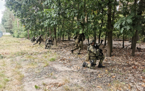 4_zalozaci_se_aktivne_podileli_na_ochrane_a_obrane_hlavniho_mista_veleni.jpg