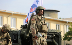 Američtí vojáci projížděli přes Českou republiku v rámci cvičení Saber Strike 2018
