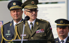 U příležitosti Dne vítězství byl vydán rozkaz ministryně obrany, který vyhlásil ředitel Agentury logistiky