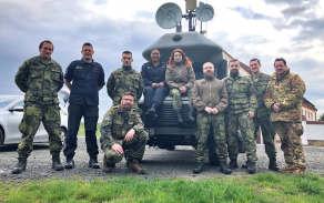 9_mini_radar_van_od_jewcs_v_prostorach_radiotechnicke_roty.jpg